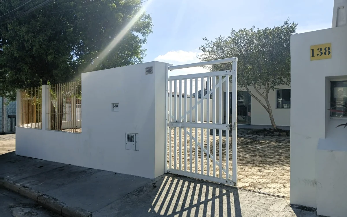 Entrada do Portal Digital em Itanhaém, número 138
